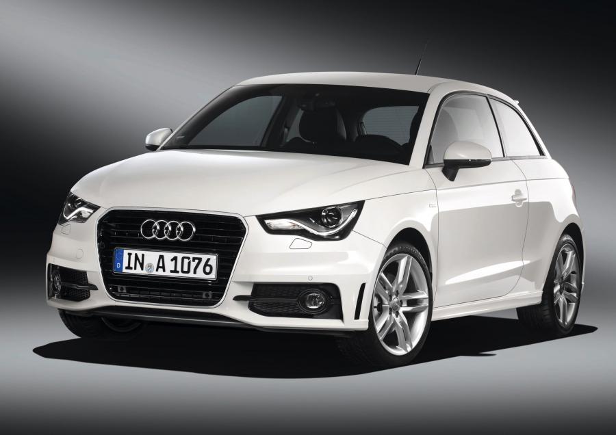 Audi A1 TFSI S-Line 2010 года  (фото 2 из 30)